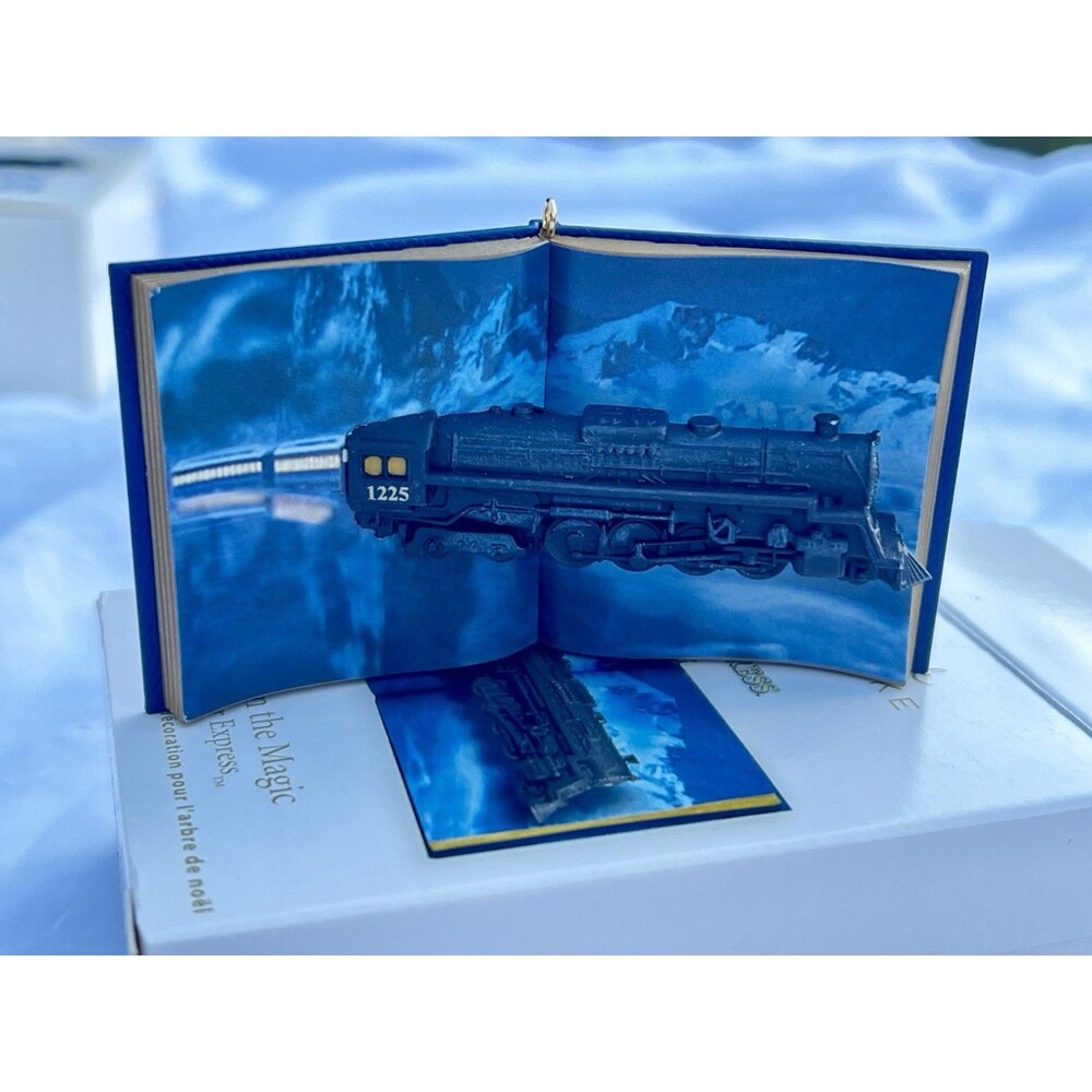 Hallmark The Polar Express Believe in the Magic Ornament 2012 NEW